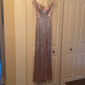 B. Darlin gown size 0